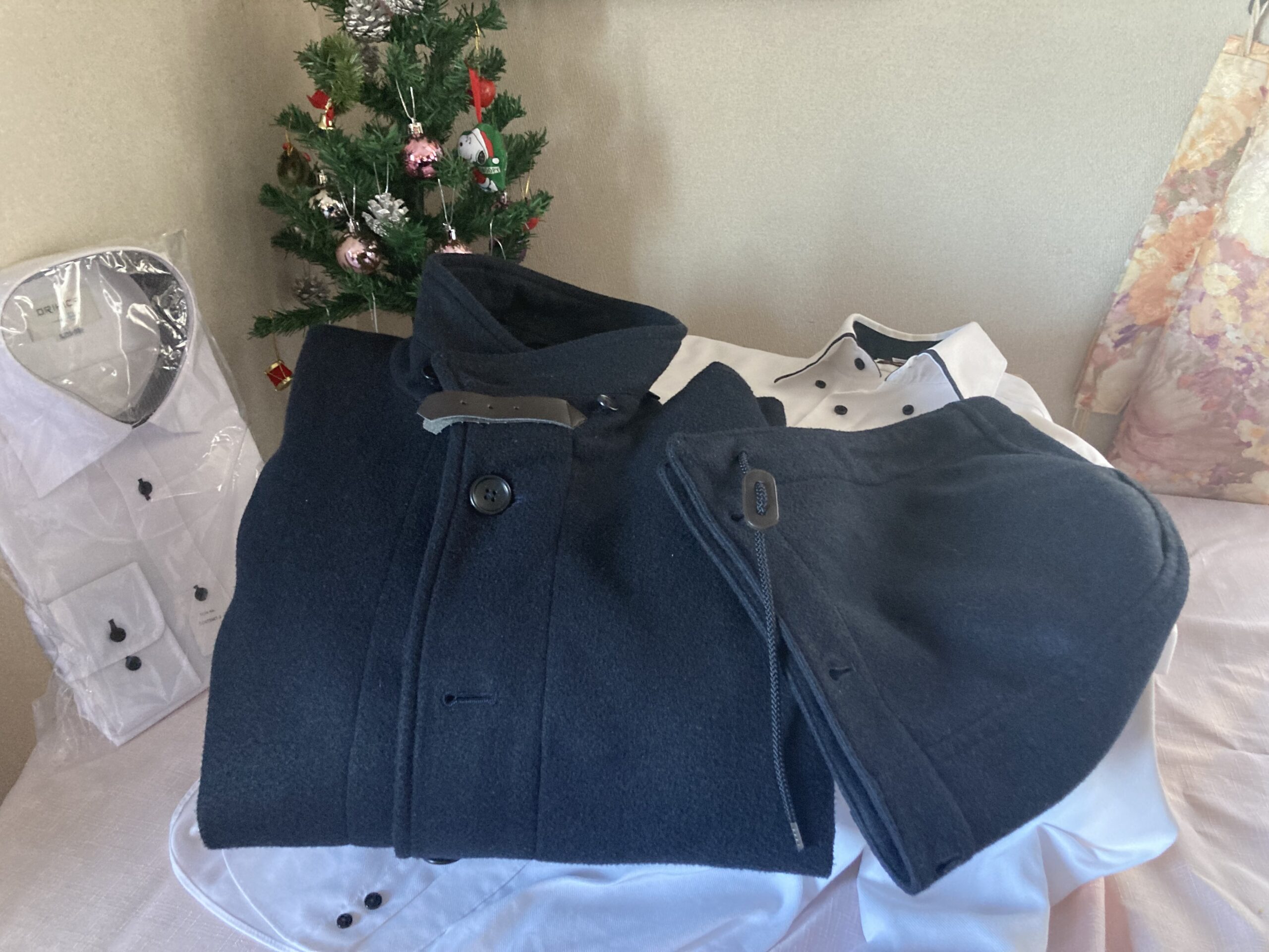 【横並びを辞め1社くらい逆行できない？】